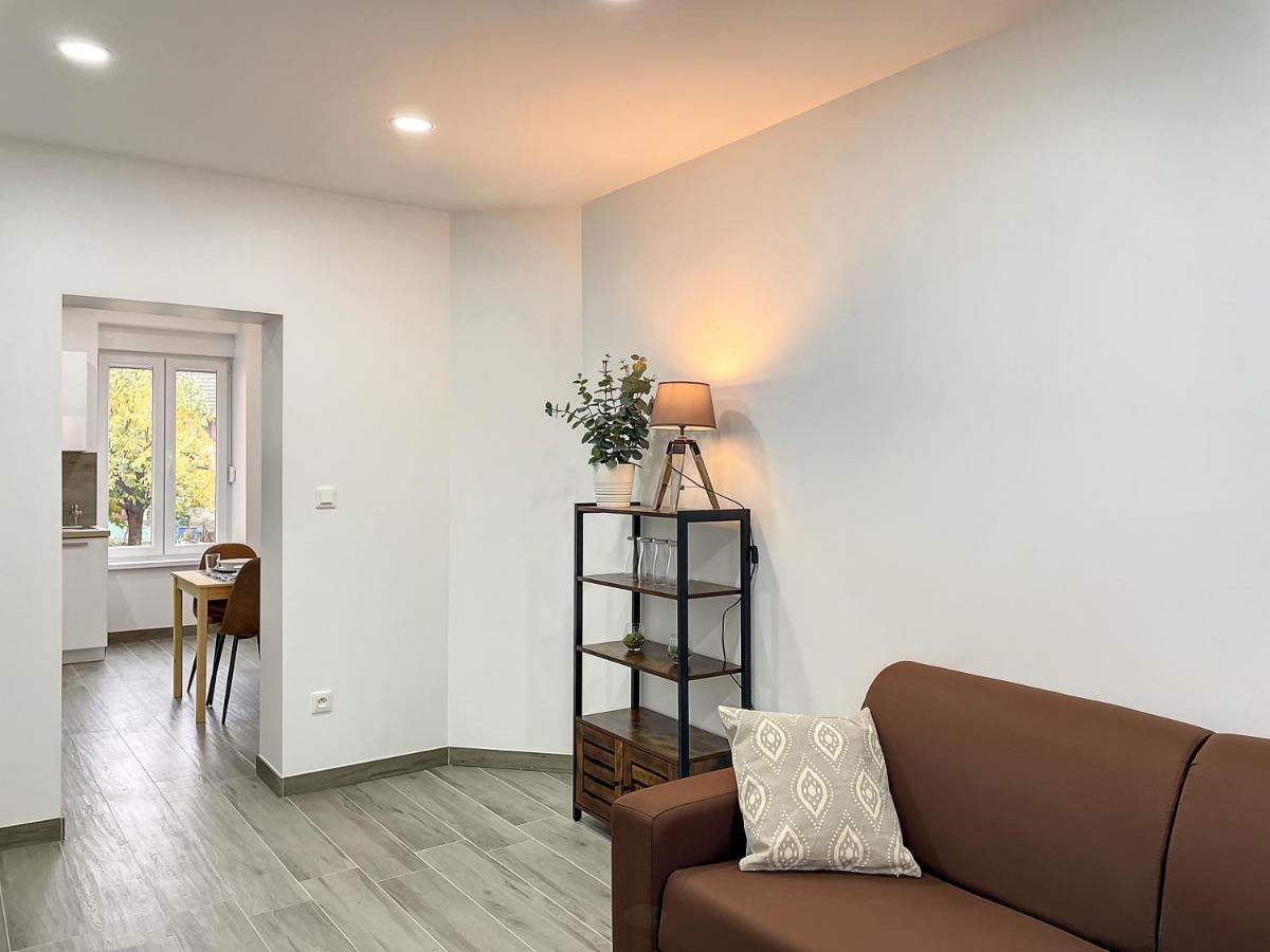 Em Life Colmar Apartment Bagian luar foto